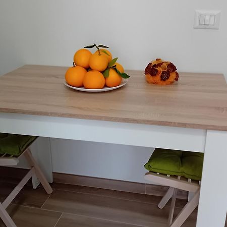Regina Stella Bed & Breakfast Lascari Bagian luar foto